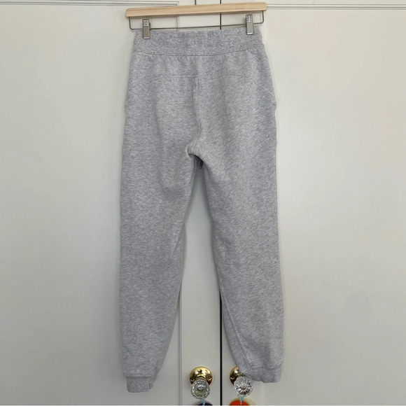 Lululemon Scuba High-Rise Jogger - Picture 6 of 8